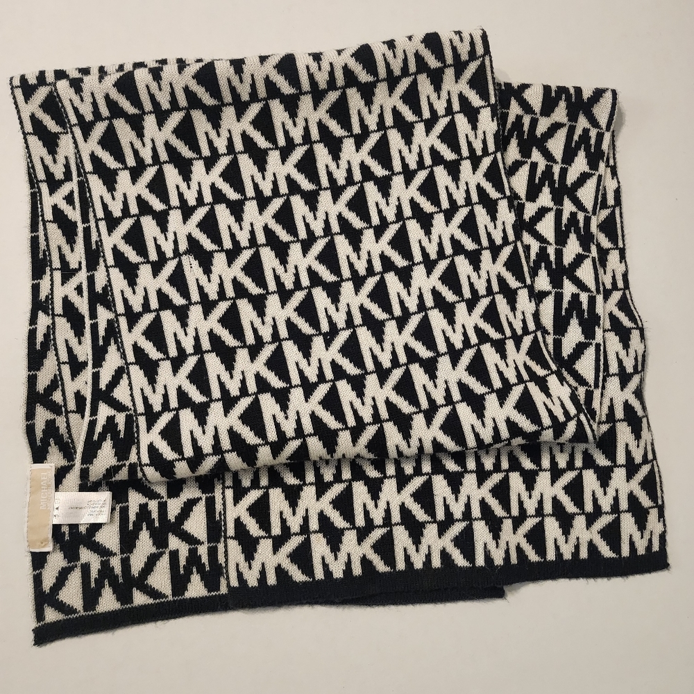 Michael Kors Scarf